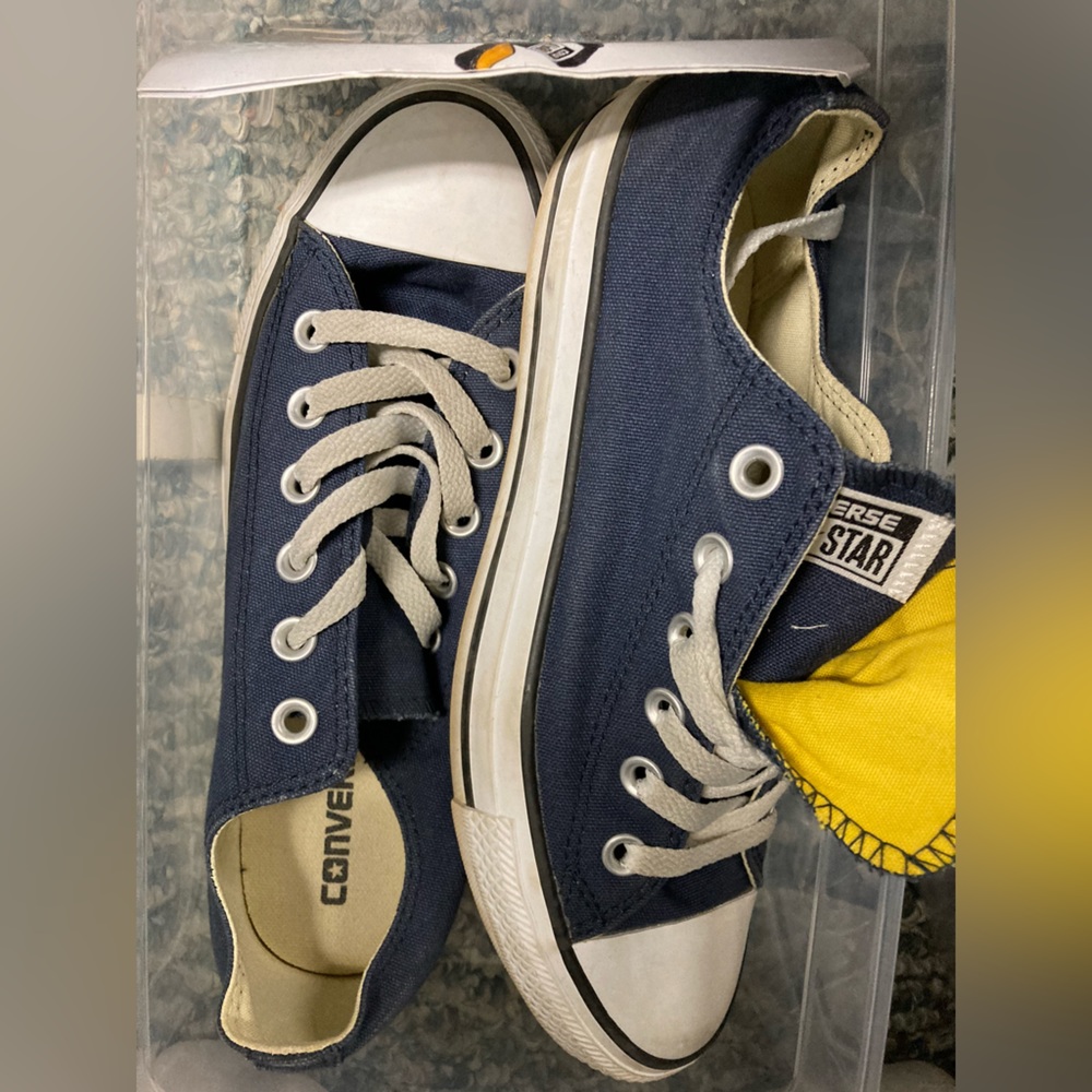 Converse Size 8